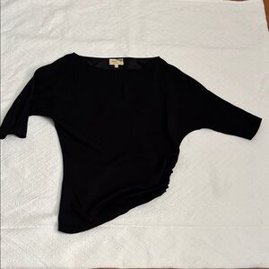 Elizabeth and James asymmetric black tunic
XS